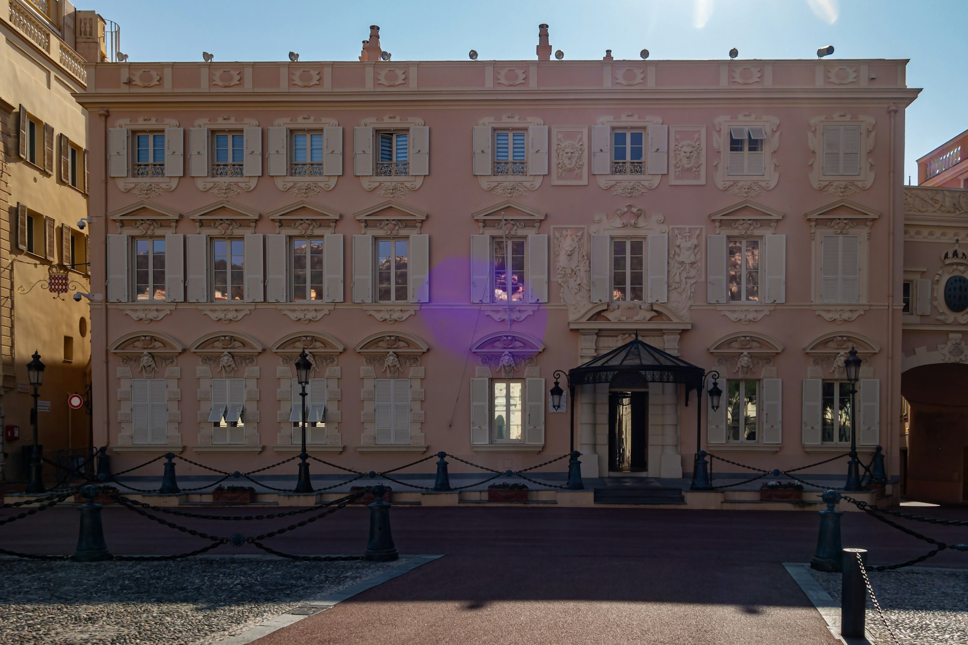 Here is a short caption: the prince's palace of monaco is shown.